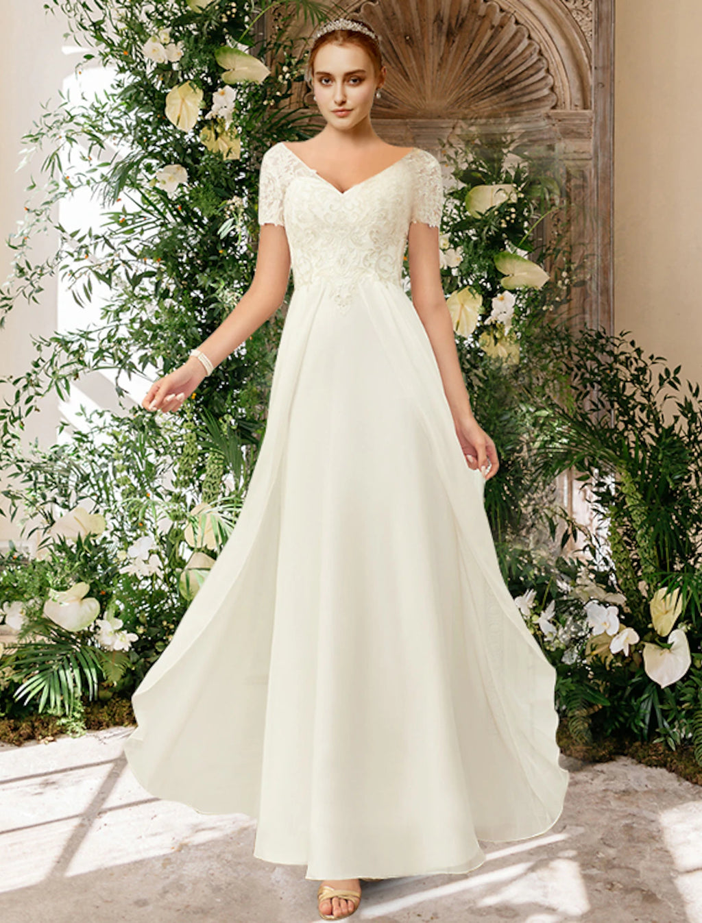 Vestidos de novia de playa, corte A, escote en V, manga corta, largo hasta el suelo, de gasa, con pliegues y apliques, para bodas de verano, ropa de mujer.