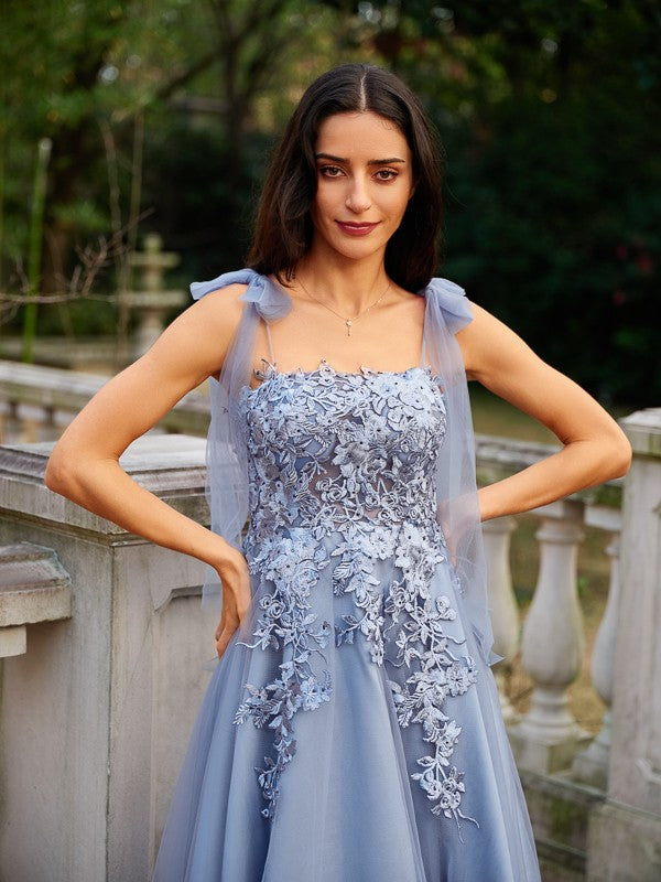 Vestidos de corte A/princesa con tul, apliques, tirantes, sin mangas y hasta el suelo