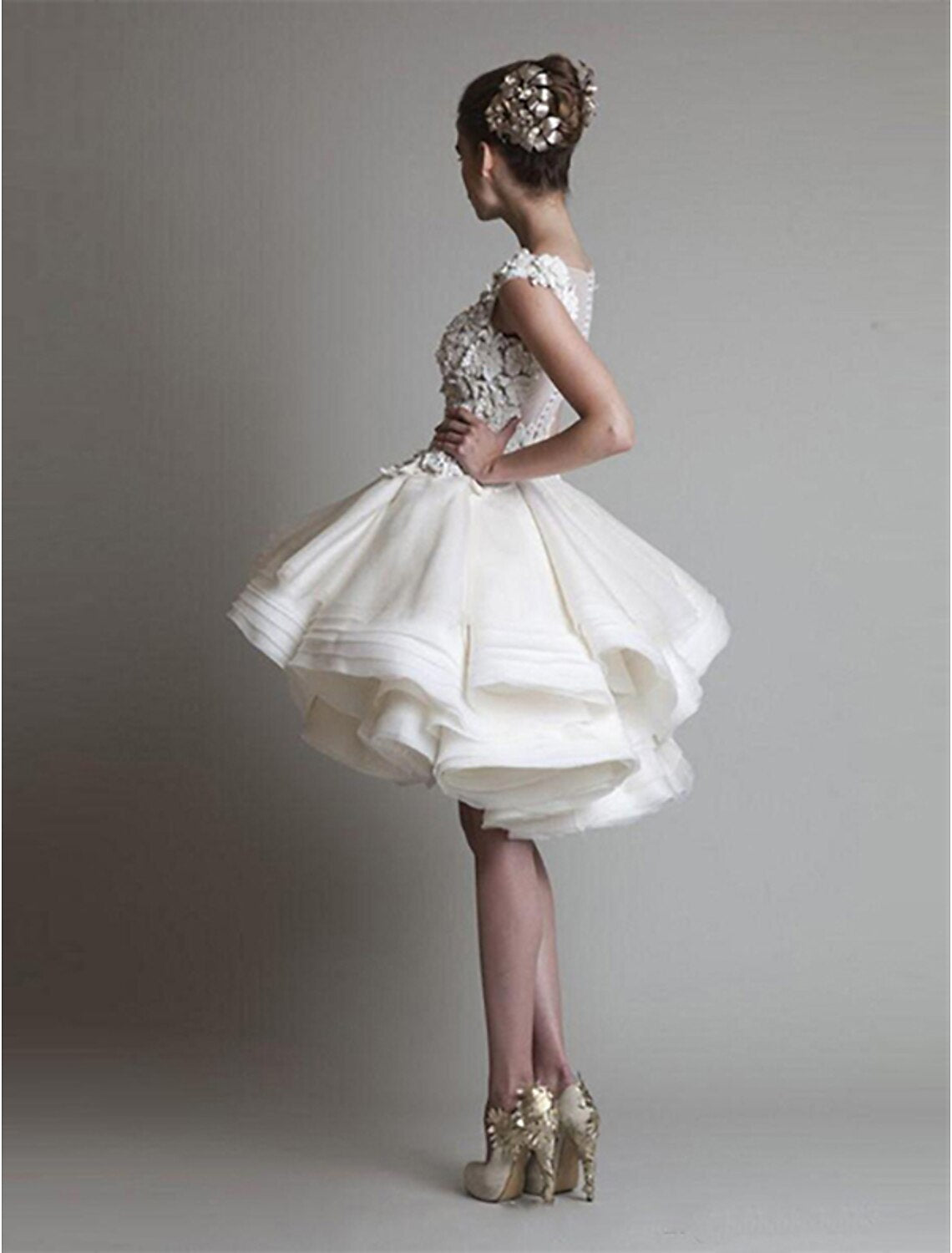 Abiti da cocktail con abito da ballo anni '50, abiti per San Valentino, ritorno a casa, corti/mini, senza maniche, scollo gioiello, organza con applicazioni, spalline a strati, fiori