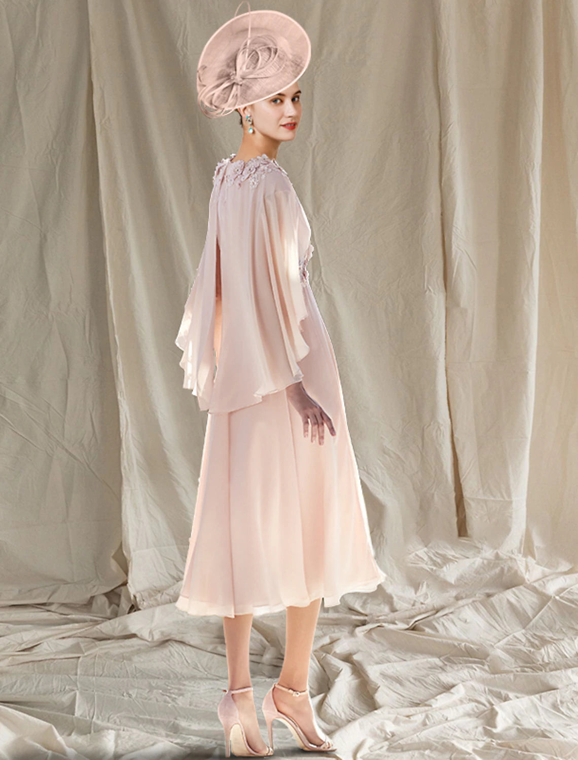 Vestido de dos piezas de corte A para madre de la novia, para invitada de boda, iglesia, elegante, cuello en V, largo hasta la rodilla, de gasa, sin mangas, cruzado, incluido con apliques