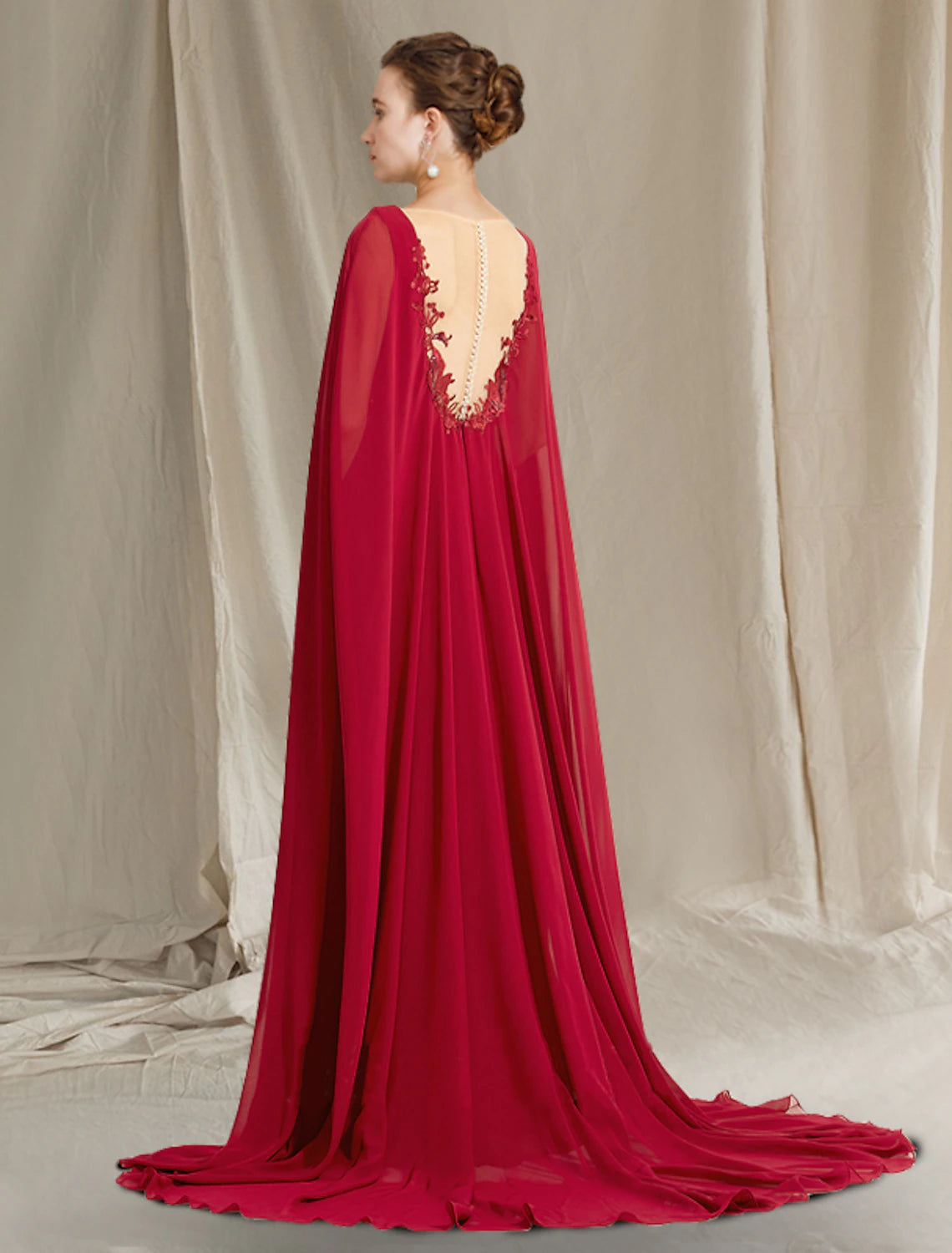 Abito da sposa a trapezio, elegante, in chiffon, con scollo a V, senza maniche, con applicazioni di paillettes e pieghe, taglie forti