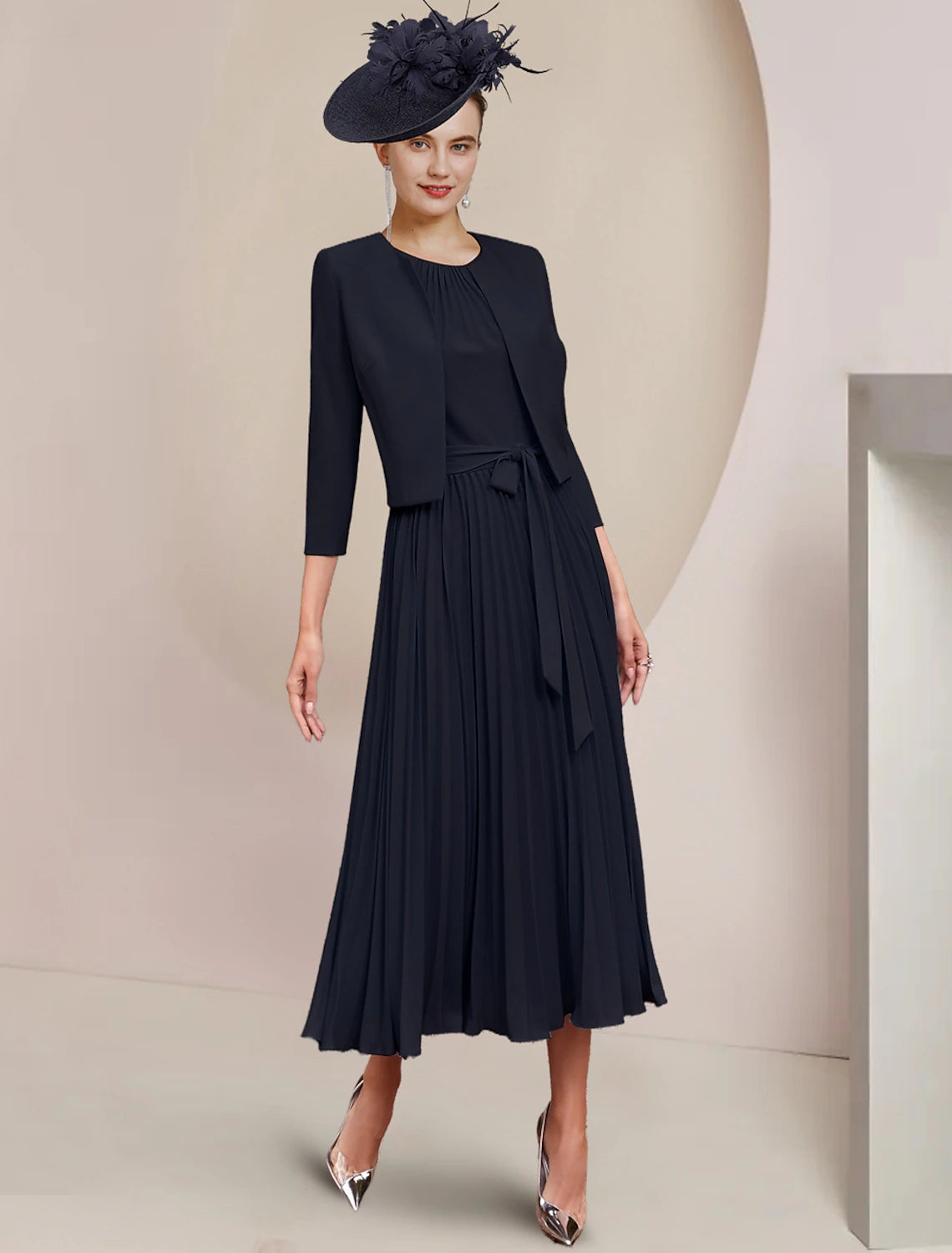 Vestido de dos piezas de corte A para madre de la novia, para invitados a la boda, estilo vintage, elegante, escote redondo, largo hasta la rodilla, de gasa, sin mangas, cruzado, con lazo(s) y pliegues.