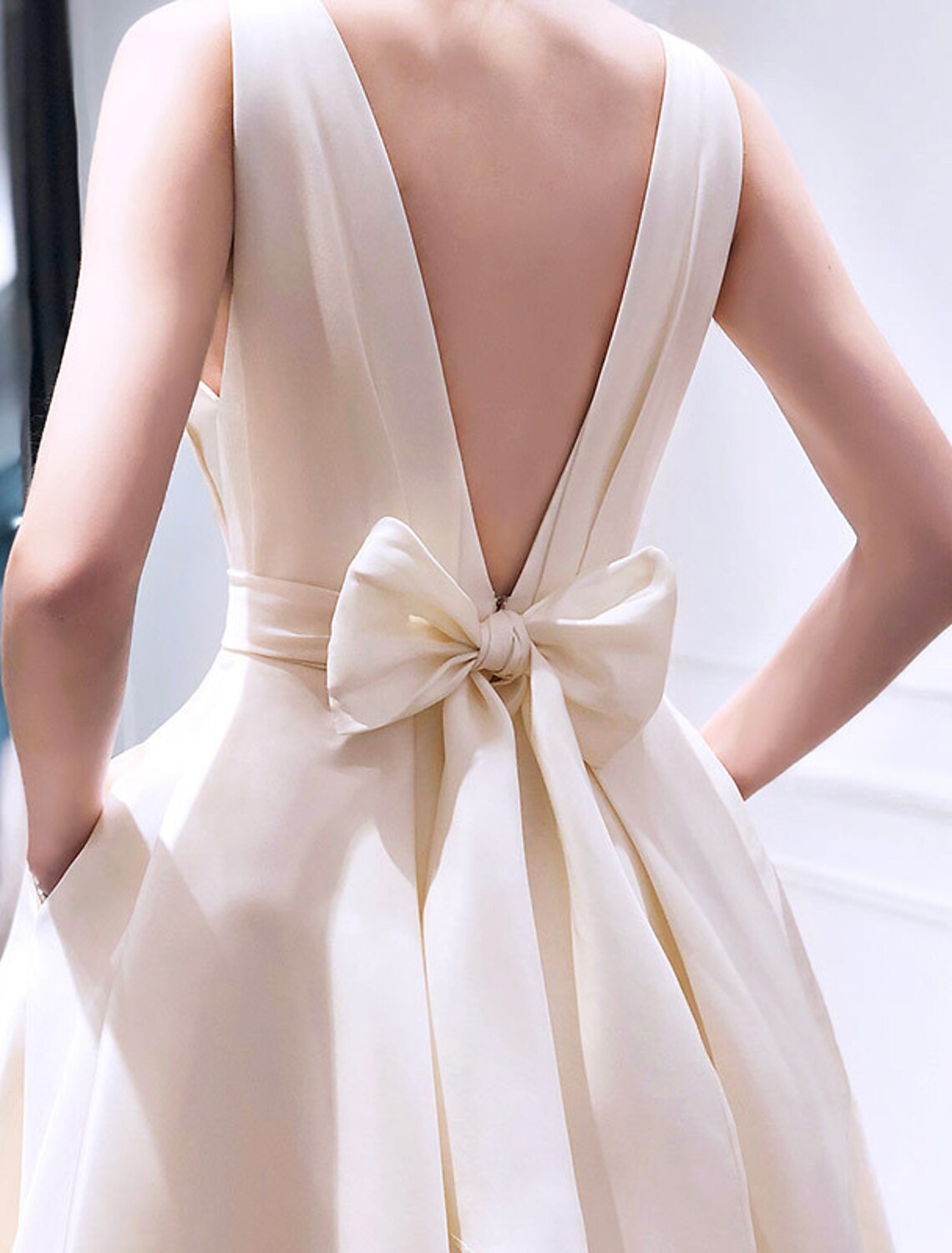 New champagne color dress ladies party party sexy little dress short banquet evening dress women