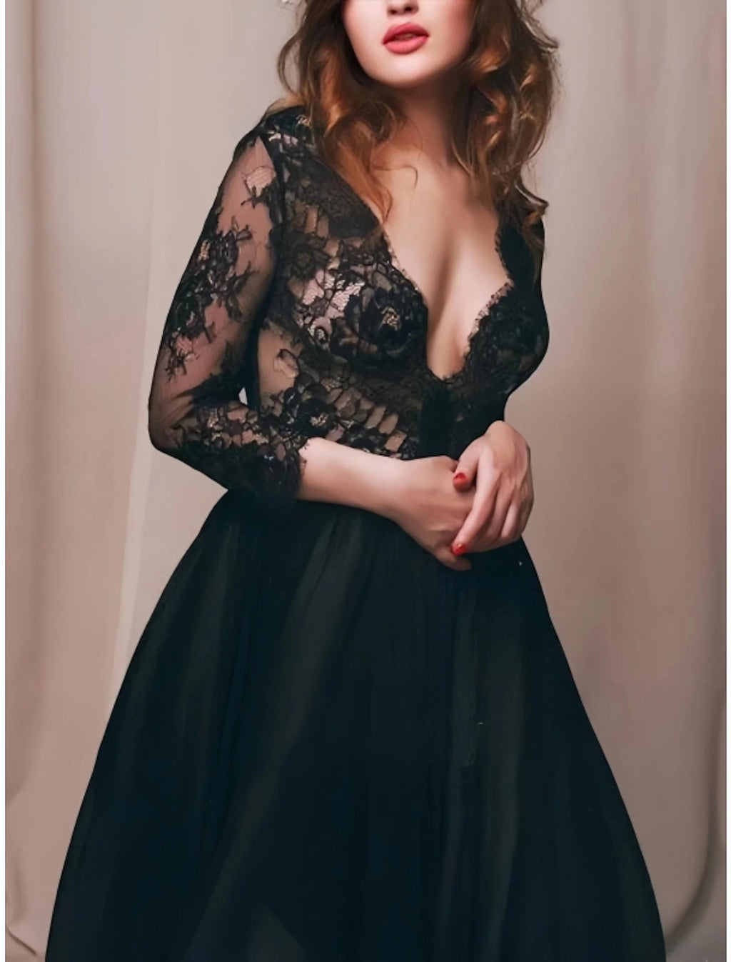 Elegant Black Lace & Chiffon A-Line Floor-Length V-Neck Evening Gown