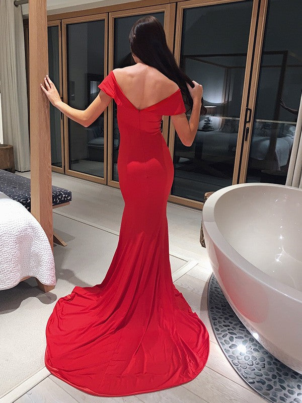 Sheath/Column Spandex Ruched Off-the-Shoulder Sleeveless Court Train Dresses
