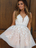 Abiti corti/mini senza maniche in tulle con scollo a V e applicazioni in stile principessa/a