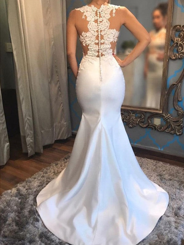 Vestido de novia de satén con apliques, cola de pez, sin mangas, cuello redondo bajo y cola de palacio