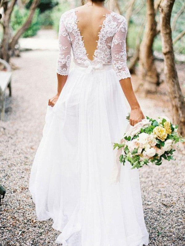 Abiti da sposa in chiffon con applicazioni in pizzo e strascico a spazzola, scollo a V, maniche a 1/2, stile A/Principessa
