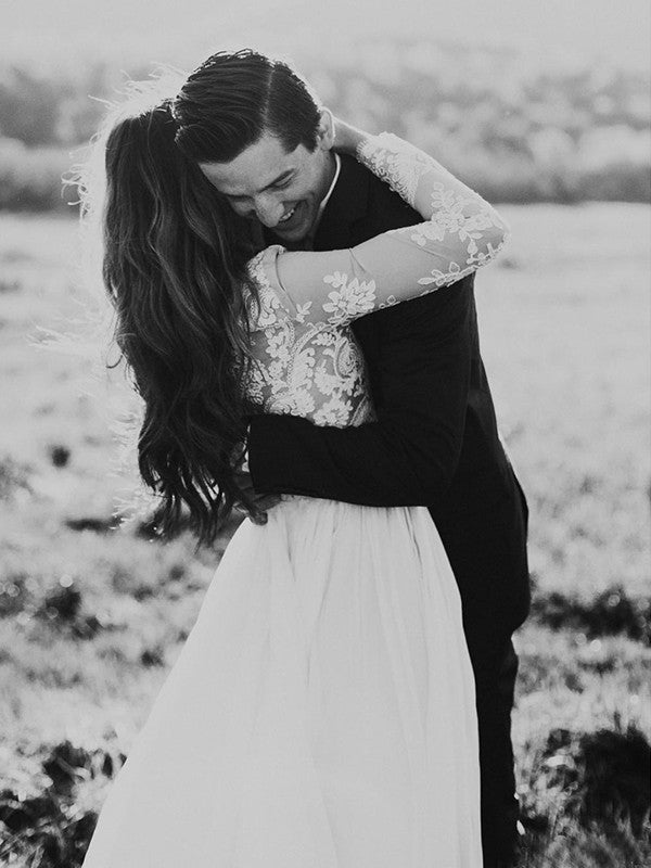 Abiti da sposa a trapezio/principessa, con applicazioni in tulle, maniche lunghe, strascico a ruota