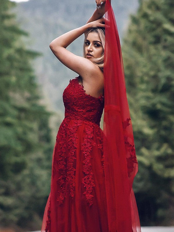 Red Chiffon A-Line V-Neck Floor-Length Dress with Lace Appliques
