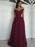 Abiti in tulle con applicazioni, senza maniche, a trapezio/principessa, con spalle scoperte e lunghezza al pavimento