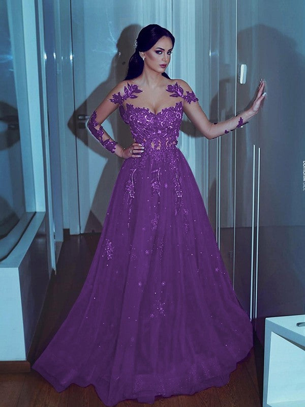 Vestidos de tul con apliques, corte princesa, mangas largas, escote redondo y cola larga