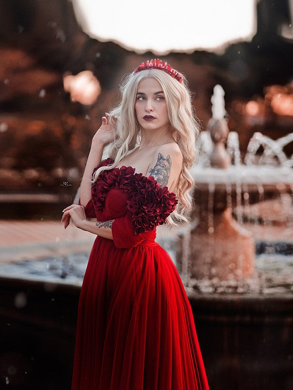 Vestidos de tul estilo princesa, corte A, mangas 1/2, flores hechas a mano, hombros descubiertos y cola larga