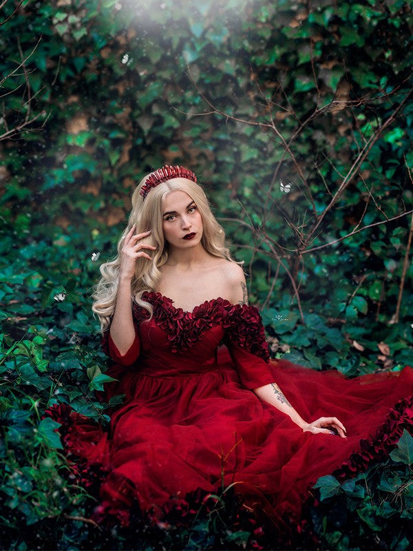 Vestidos de tul estilo princesa, corte A, mangas 1/2, flores hechas a mano, hombros descubiertos y cola larga