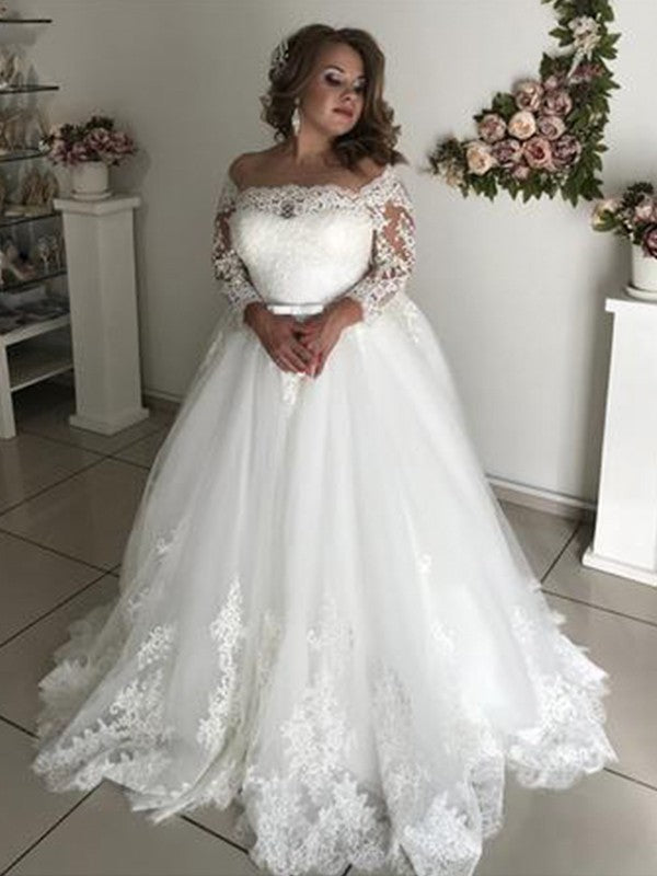 Vestidos de novia de tul con encaje, corte princesa, hombros descubiertos, mangas largas y cola de corte A