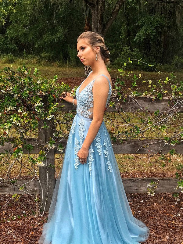 Vestidos sin mangas de corte A/princesa con escote en V, tul, apliques y cola larga