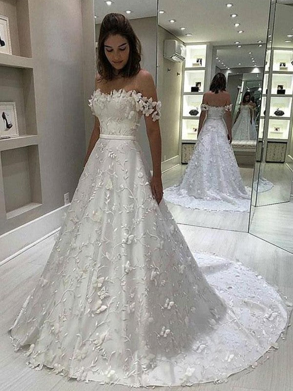 Vestidos de novia de satén con hombros descubiertos, apliques, sin mangas y cola larga, corte A/princesa