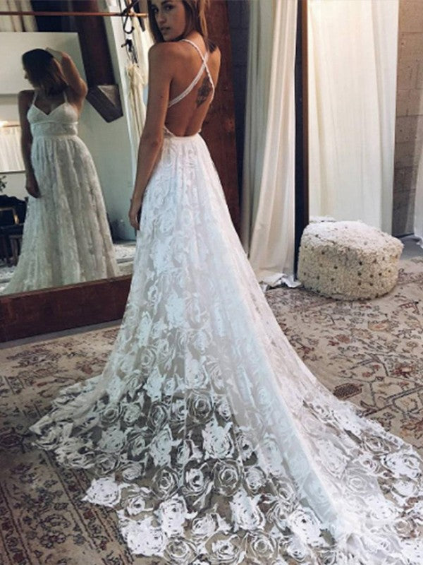 Vestidos de novia de corte A/princesa con encaje, volantes, escote en V, sin mangas y cola de corte