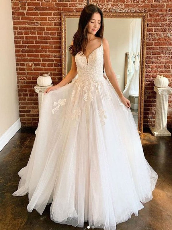 Vestidos de novia de corte A/princesa con apliques de encaje, escote en V, sin mangas y cola larga