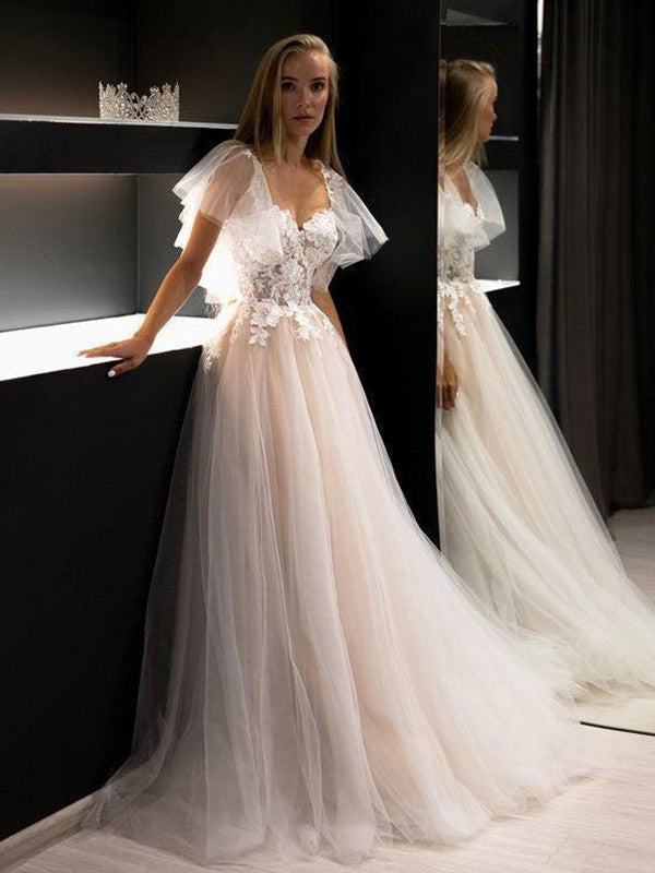 Vestidos de novia de corte A/princesa con apliques de tul, escote corazón, mangas cortas y cola larga