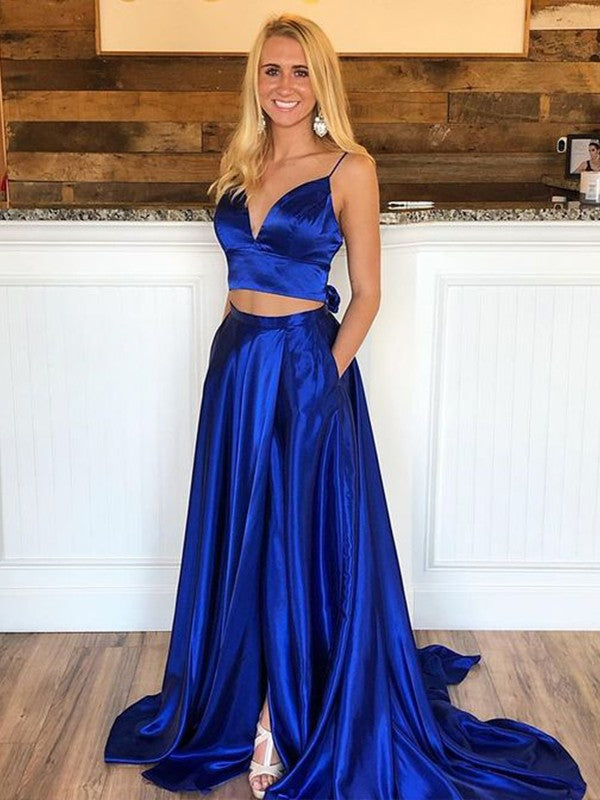 Vestido de dos piezas de corte A/princesa, con volantes, satén tipo seda, escote en V, sin mangas y cola larga