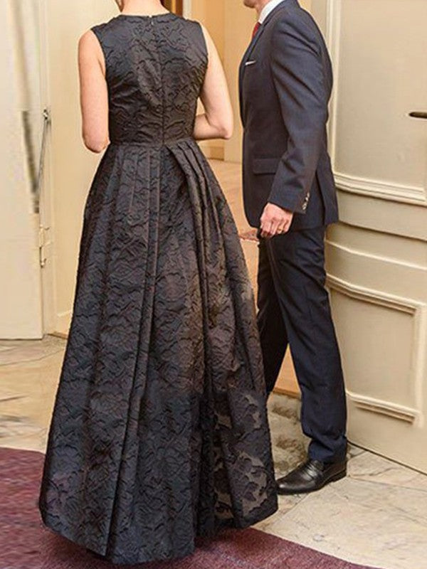 Black Taffeta A-Line High-Low Dress with Pleated high-low skirt & Scoop Neck + Back Zip (for Formal Events & Evening Parties)