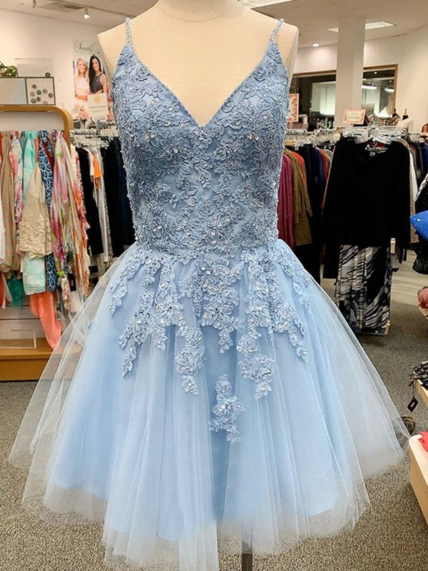 Vestido de fiesta corto sin mangas con escote en V y apliques de tul estilo princesa perfecto
