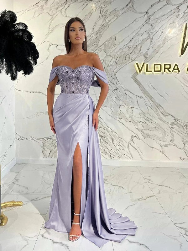 Abiti a tubino/colonna in raso intrecciato con arricciature, spalle scoperte, senza maniche, strascico a ruota