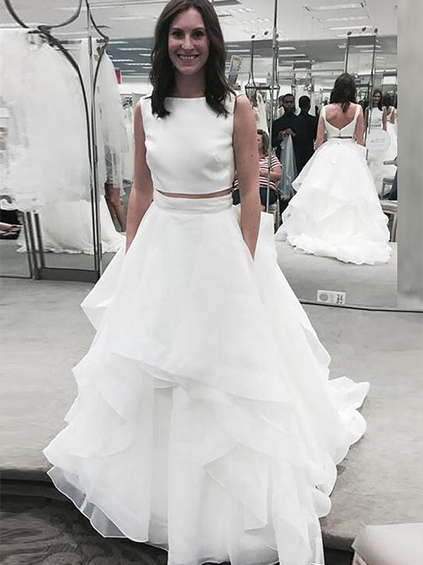 Vestidos de novia de corte A/Princesa, sin mangas, de gasa, con cola de corte barco