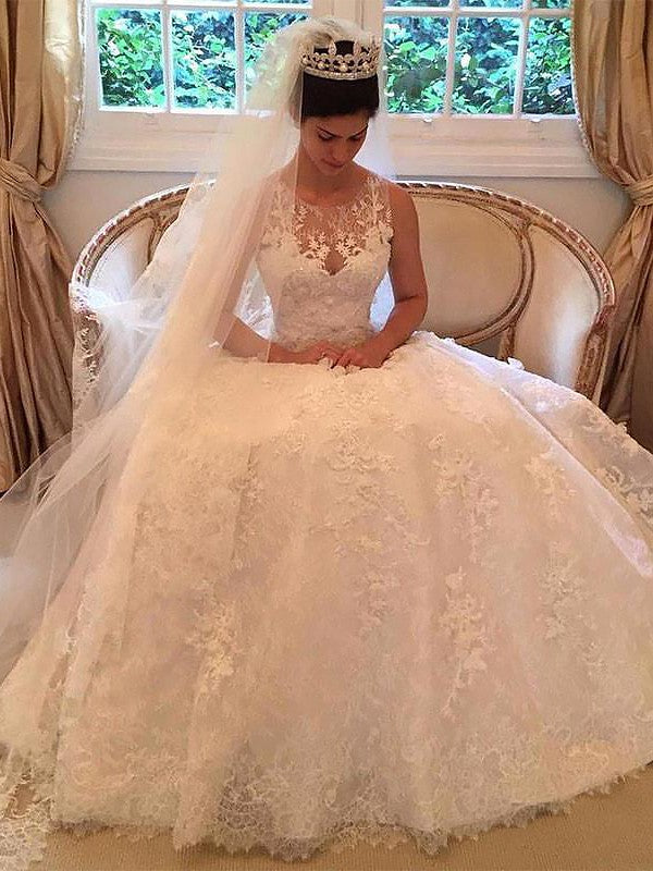 Vestidos de novia de corte A/princesa con encaje, cola de corte, escote redondo y apliques sin mangas