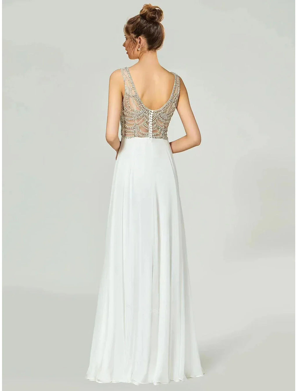 Abito da sera a trapezio con schiena scoperta, lungo fino al pavimento, senza maniche, scollo a V, in chiffon con strass
