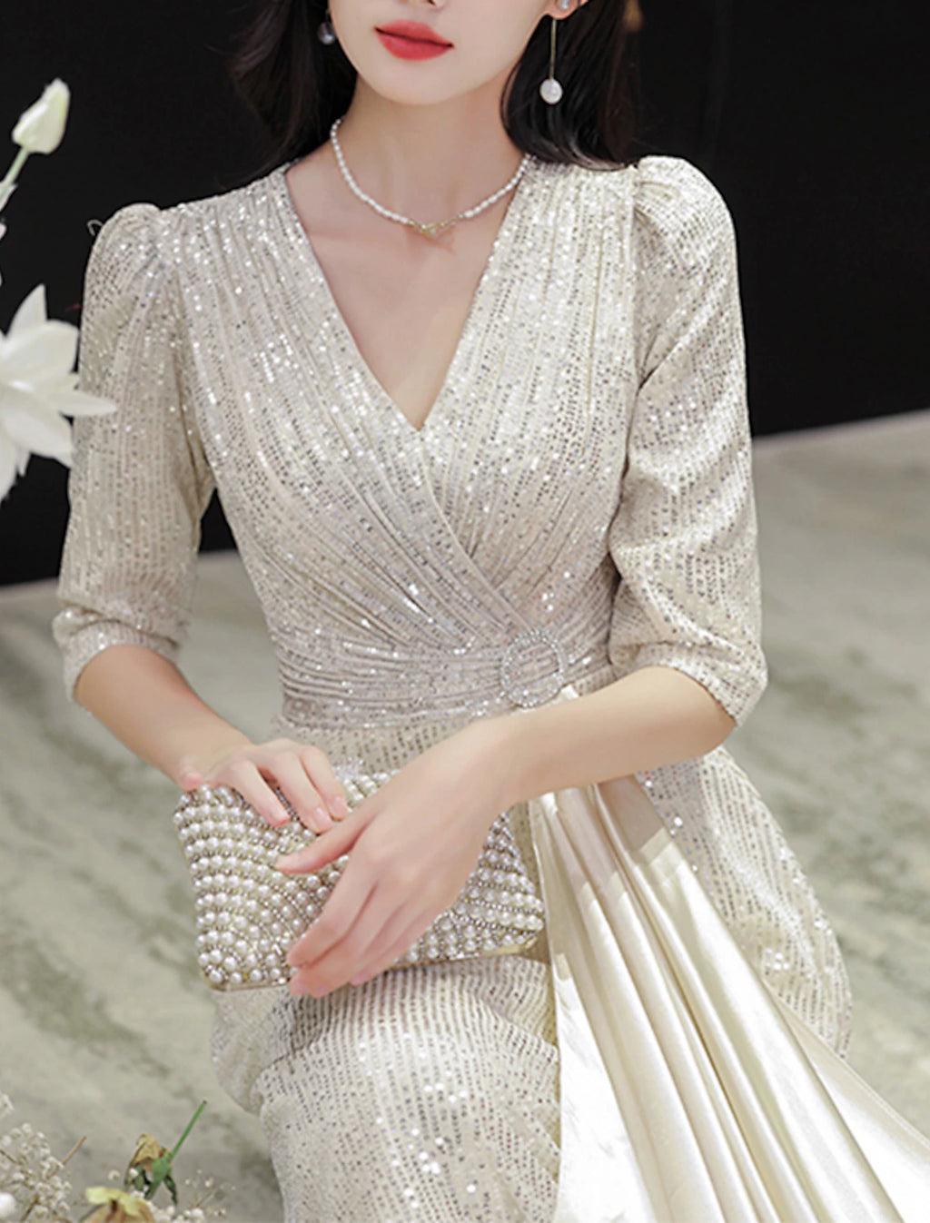 Vestido de noche elegante de corte A, para invitada de boda, graduación, largo hasta el suelo, media manga, escote en V, lentejuelas con flecos brillantes y borlas