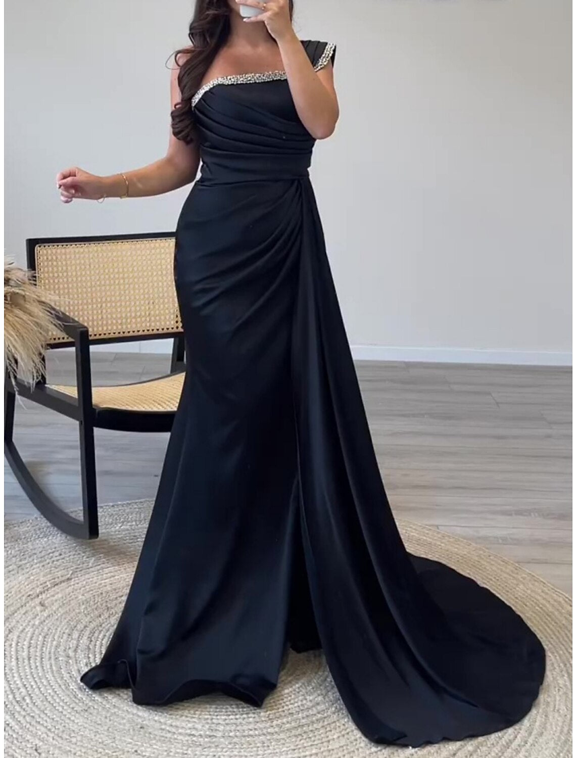 Sheath Evening Gown Elegant Black Dress Formal Court Train Sleeveless One Shoulder Satin with Pleats Ruched Crystals