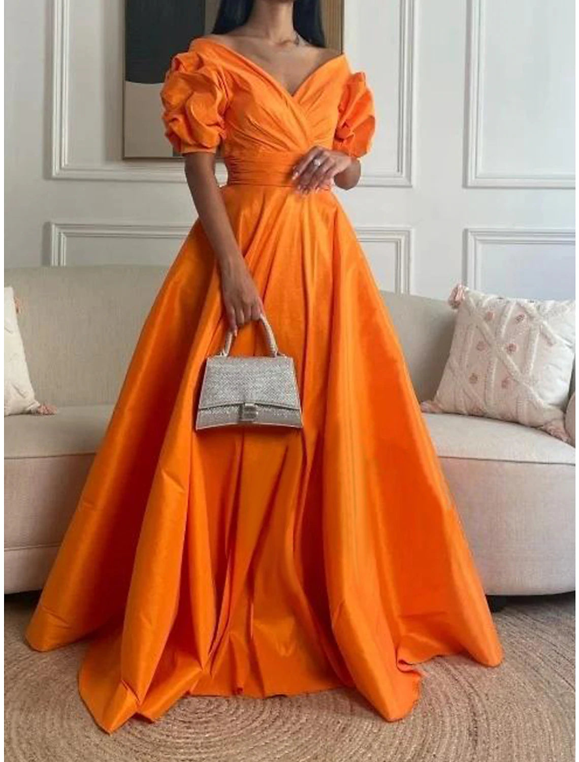 Abito da sera a trapezio, elegante, formale, da ballo, lungo, con maniche a 3/4, in raso con scollo a cuore e arricciature