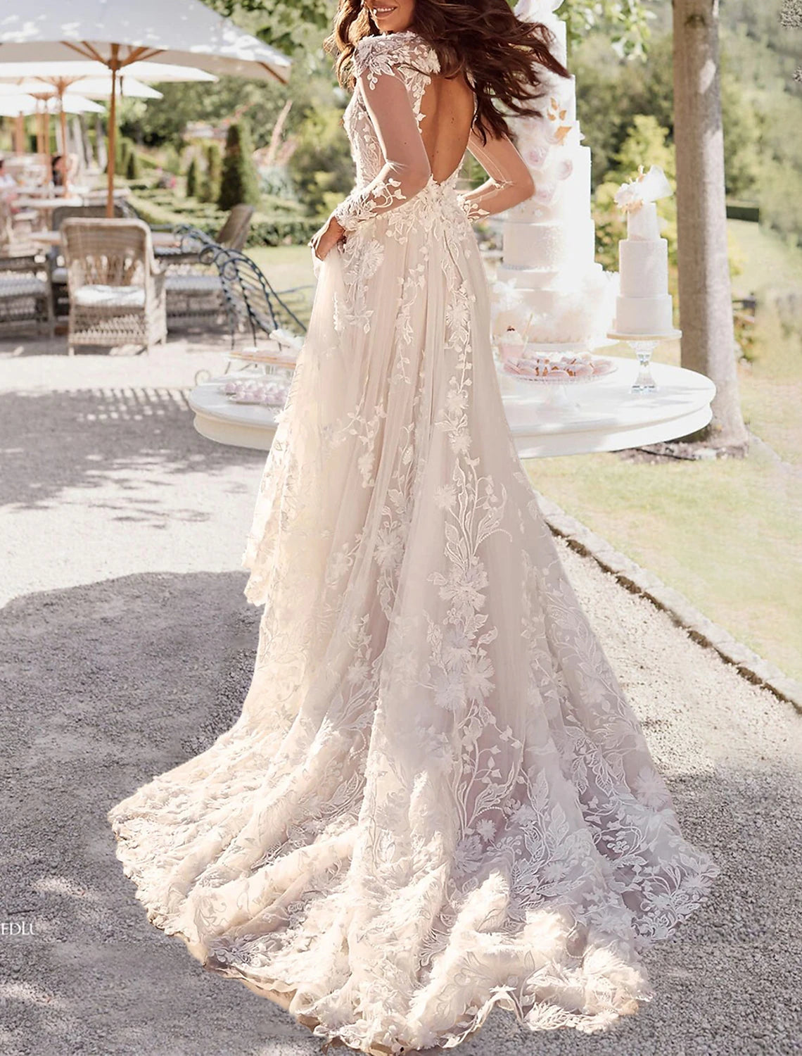Vestidos de novia formales con espalda descubierta, corte A, escote en V, manga larga, cola de corte, encaje y apliques