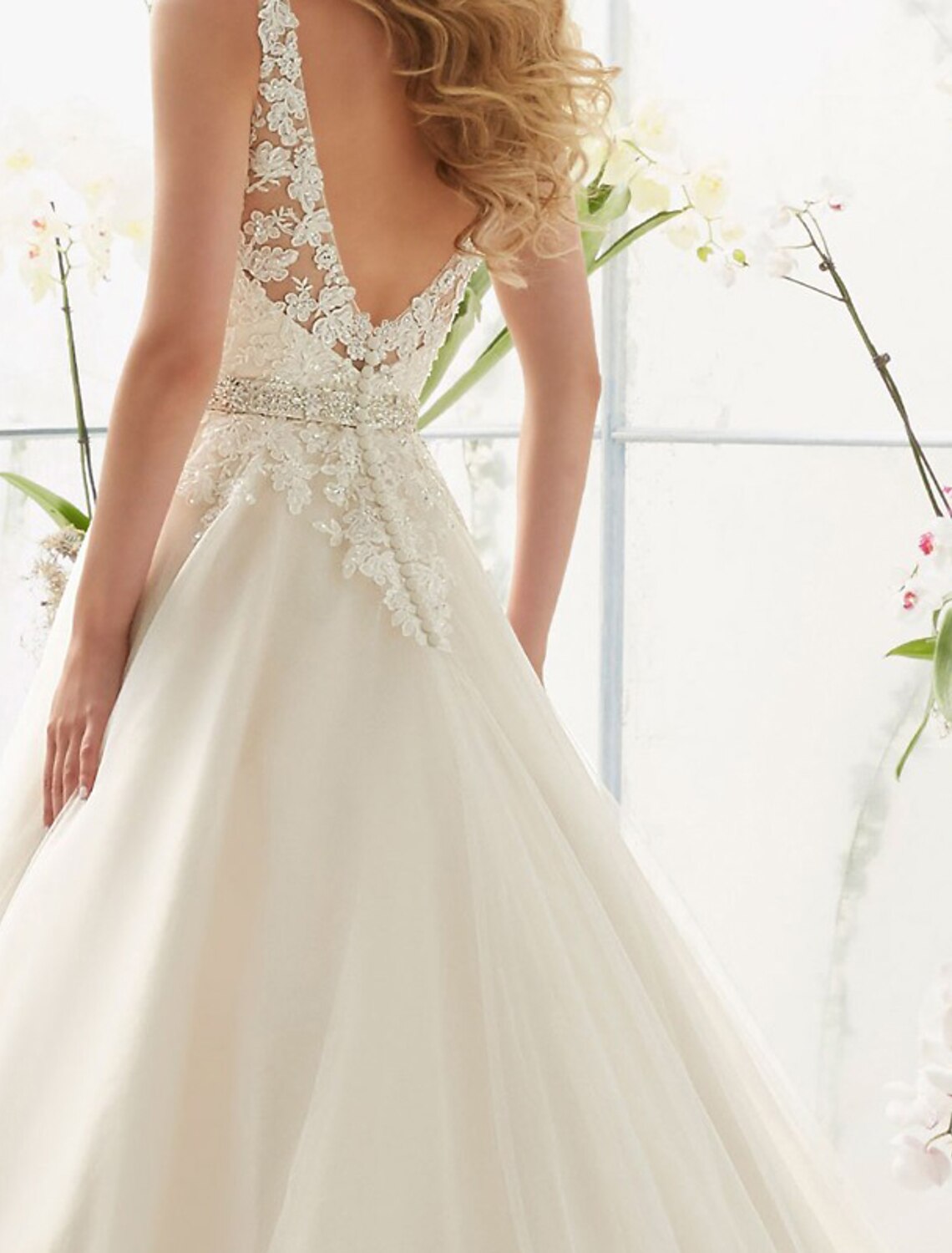 Ivory Lace V-Neck A-Line Floor-Length Bridesmaid Dress with Beaded Waist