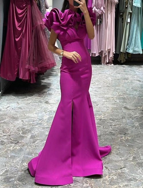 Black Crepe Mermaid V-Neck Floor-Length Gown with Ruffled Shoulders