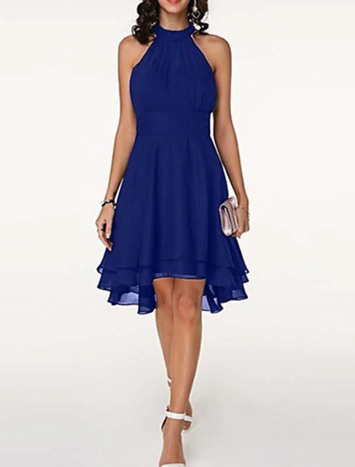 Vestido de cóctel de corte A, cintura alta, cuello halter, espalda en V, para compromiso, baile semiformal, sin mangas, largo hasta la rodilla, de gasa con capa elegante.