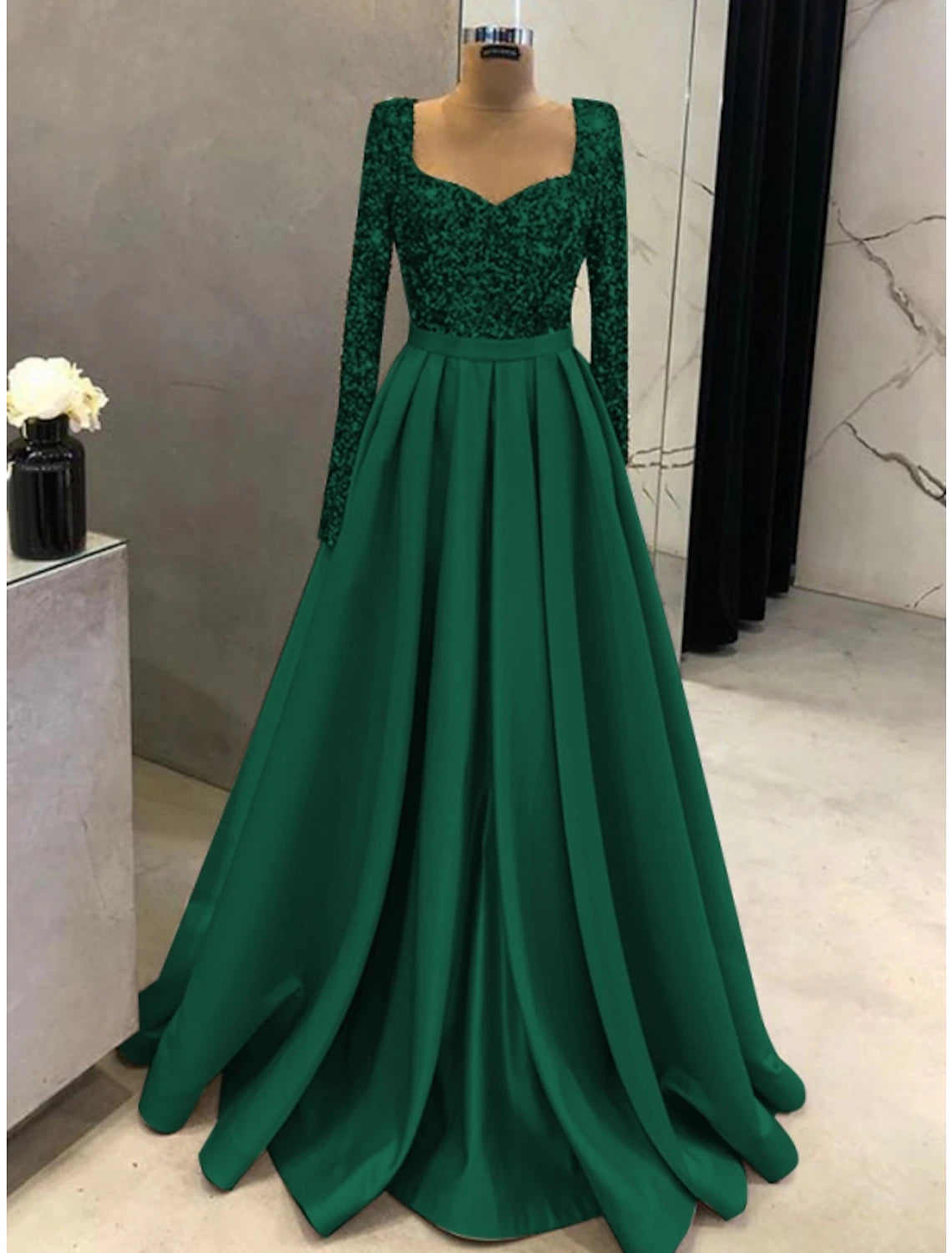 Vestido de noche elegante de corte A, vestido formal de otoño, cola larga, escote cuadrado, satén con pliegues brillantes