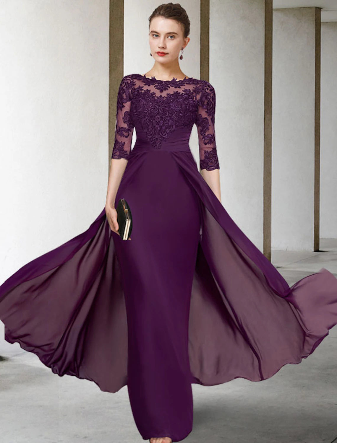 Abito da madre della sposa a tubino/colonna, elegante, taglie forti, con scollo a V, lunghezza al pavimento, in chiffon, pizzo, mezza manica con applicazioni arricciate