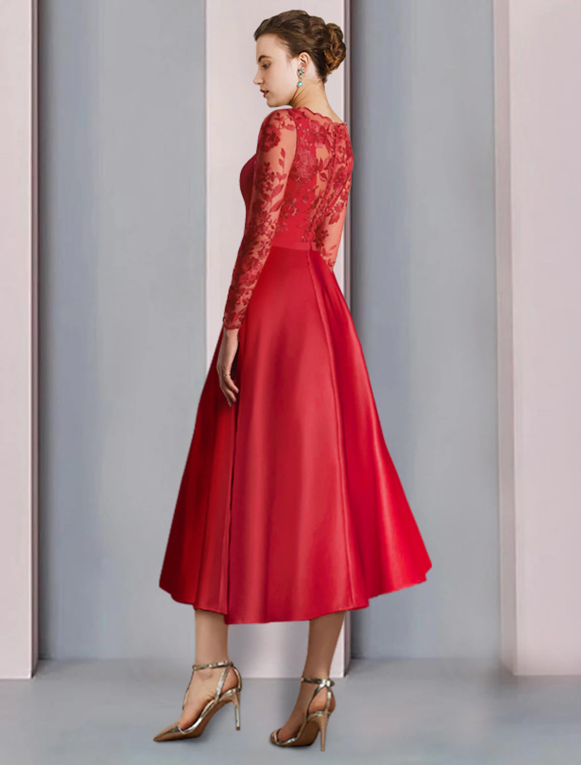 Abito da cerimonia per la madre della sposa, a trapezio, elegante, vintage, con scollo quadrato, lunghezza tè, in raso e pizzo, a maniche lunghe, con fiocco/i e applicazioni