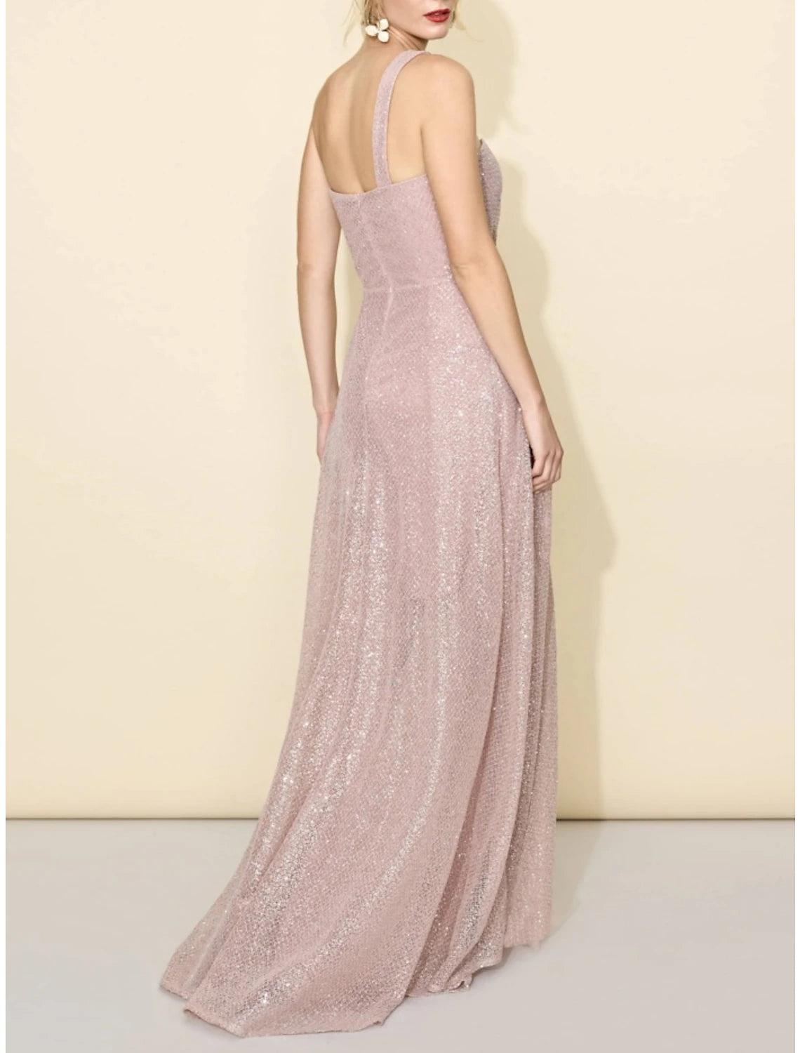 Abito da damigella d'onore a trapezio, monospalla, senza maniche, elegante, con strascico a ruota, paillettes, spacco frontale e arricciature