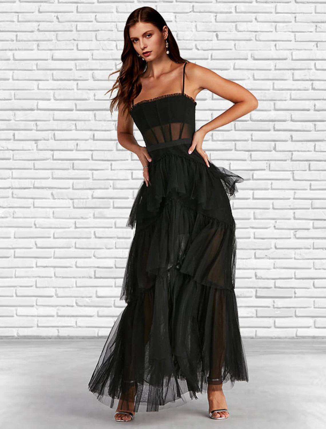 Black Tulle A-Line Floor-Length Evening Dress with Structured Bodice and Tiered Skirt