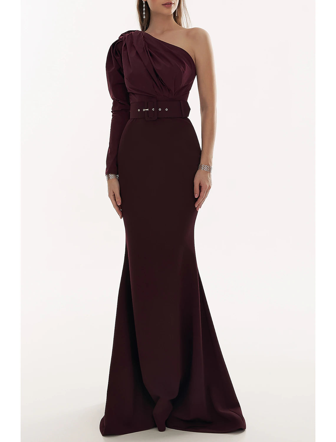 Vestido de noche elegante de sirena/trompeta, vestido formal de otoño, cola de corte, manga larga, un hombro, tela con pliegues