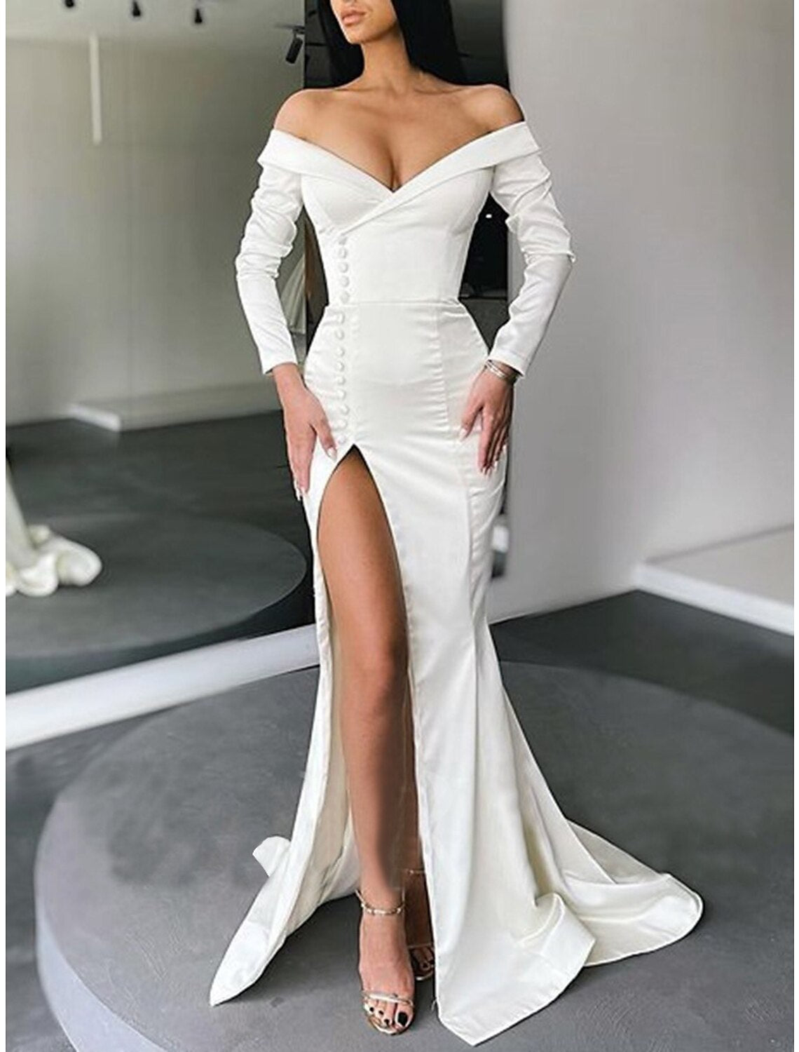 Mermaid / Trumpet Reformation Amante Sexy Wedding Guest Formal Evening Dress Off Shoulder Long Sleeve Sweep / Brush Train Charmeuse with Buttons Slit