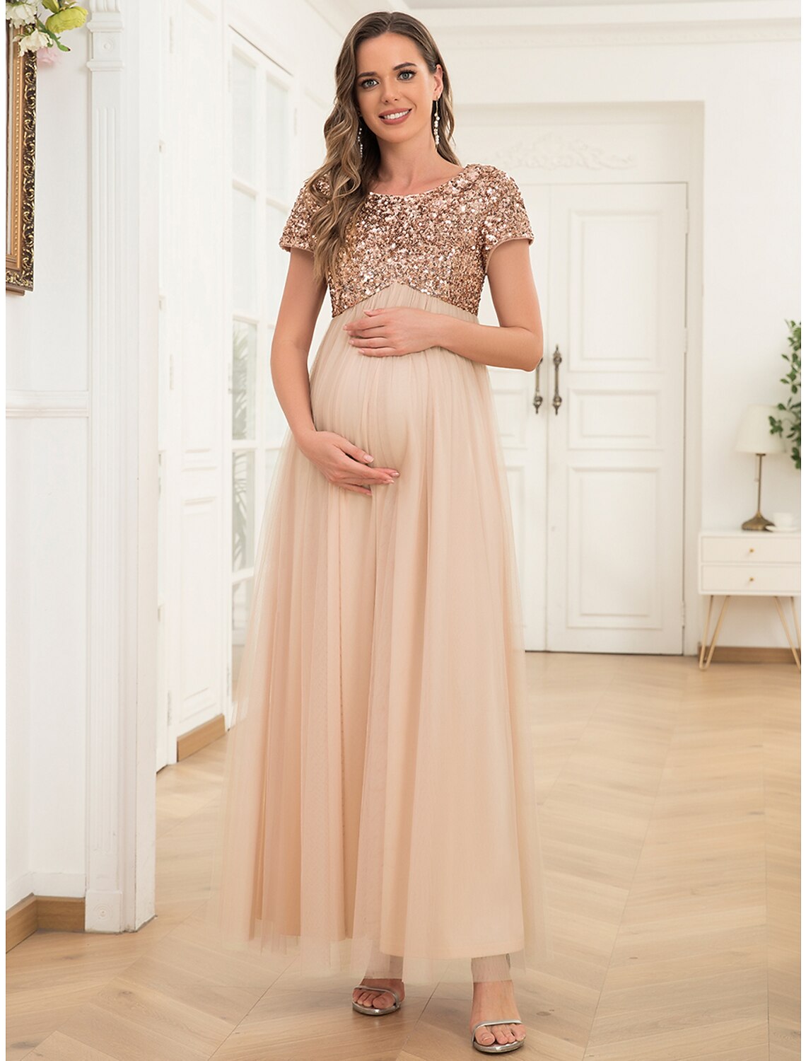 Elegant Gold Sequin A-Line Floor-Length Dress with Scoop Neck, High Back, and Tulle Skirt