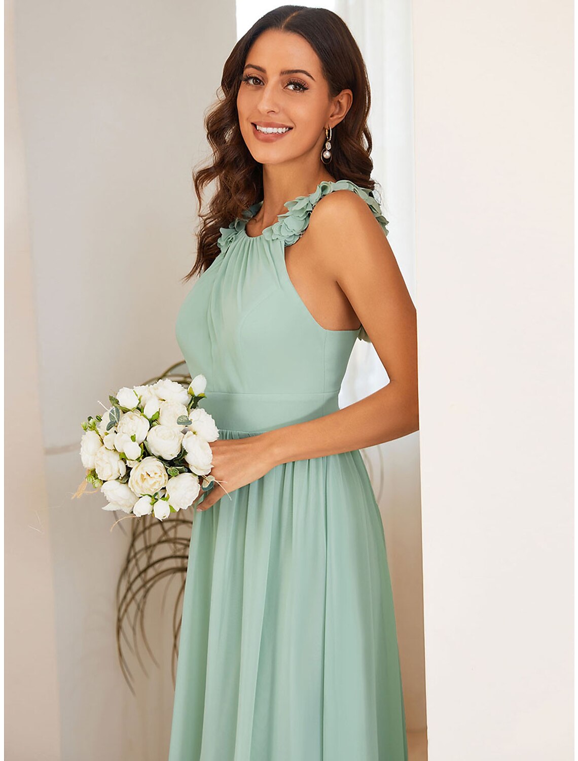 Mint Green Chiffon A-Line Floor-Length Bridesmaid Dress with Halter Neckline & Ruched Bodice