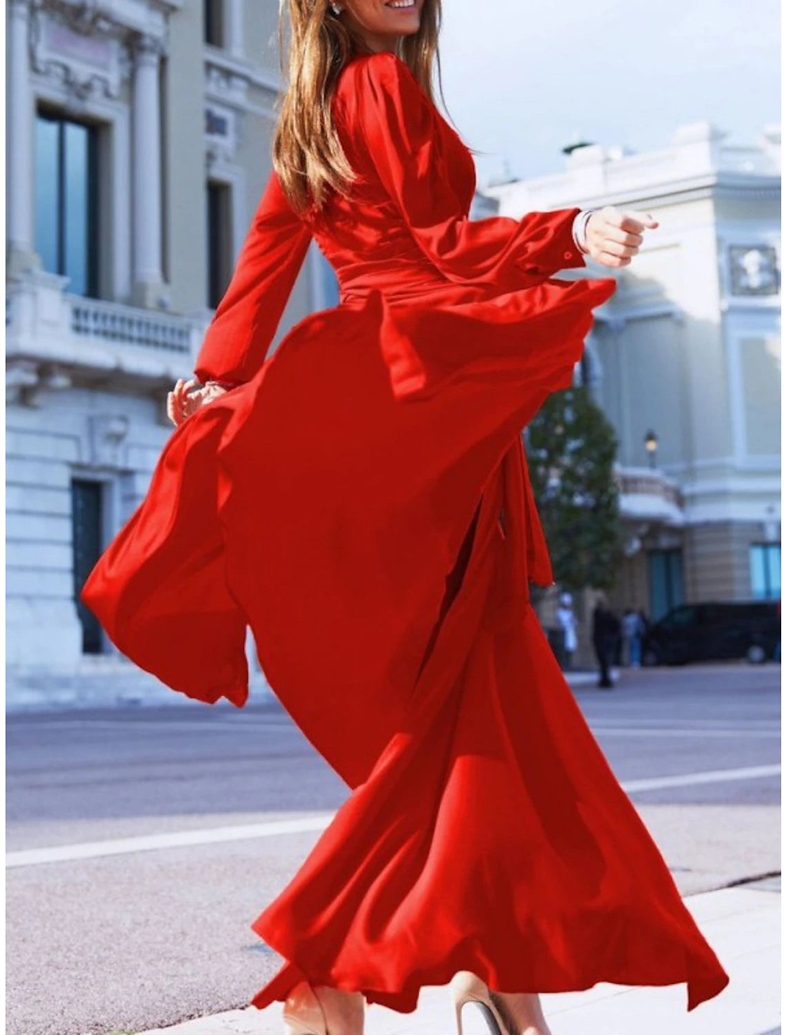 Vestido de dama de honor con corte en V, cuello en V, manga larga, estilo vintage, cola larga, imitación seda, con faja, cinta y abertura frontal.