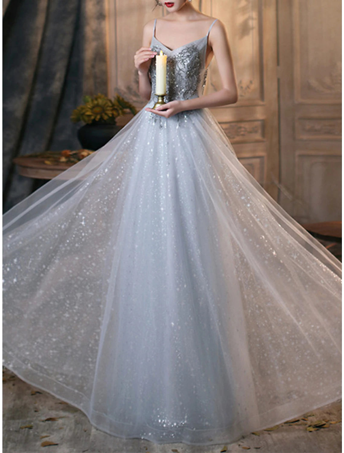 Abito da sera formale elegante a trapezio con scollo a V, senza maniche, lunghezza pavimento, in tulle con pieghe e perline