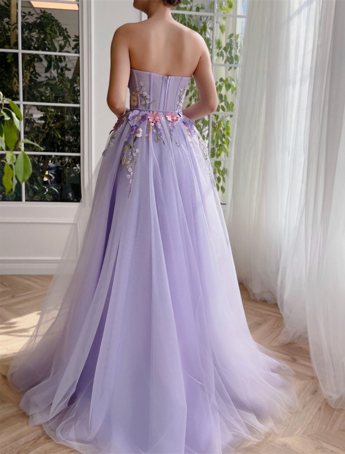 Vestido de noche corte A, floral, para boda, con cola, sin mangas, sin tirantes, de tul con apliques